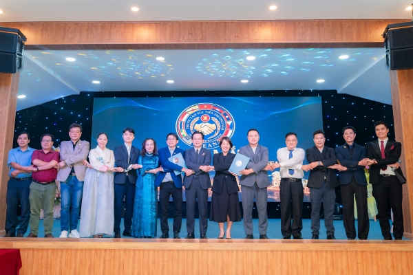 Ra mắt Trung tâm Xúc tiến Thương mại ASEAN, mở rộng hệ sinh thái kết nối doanh nghiệp cùng SOTA